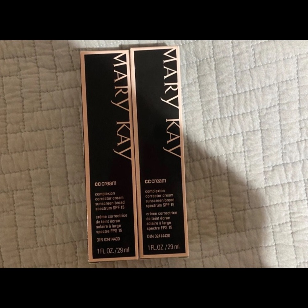 2 Mary Kay CC Cream light to medium Spring  sale sell